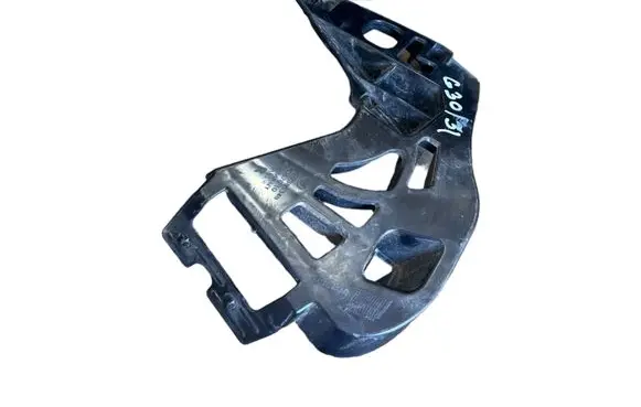 BMW 5 G30 G31 Front bumper mounting bracket 7385348 15067010