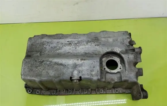 Volkswagen Golf V Oil sump 038103603AG