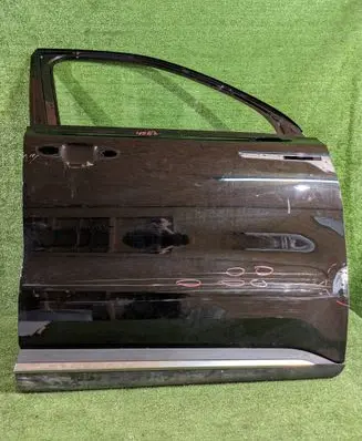KIA Sorento IV Front door 