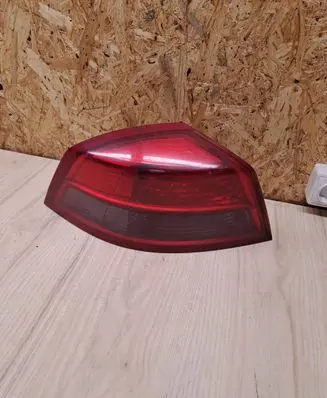 Renault Vel Satis Rear/tail lights 8200014359