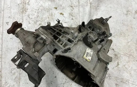 Renault Kadjar Manual 6 speed gearbox ND8005