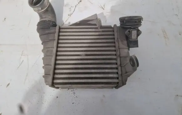 Seat Ibiza III (6L) Intercooler radiator 6Q0145804E