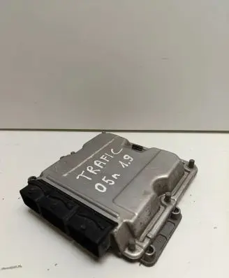 Renault Trafic II (X83) Engine control unit/module 8200118526 28SA5609 0281010632