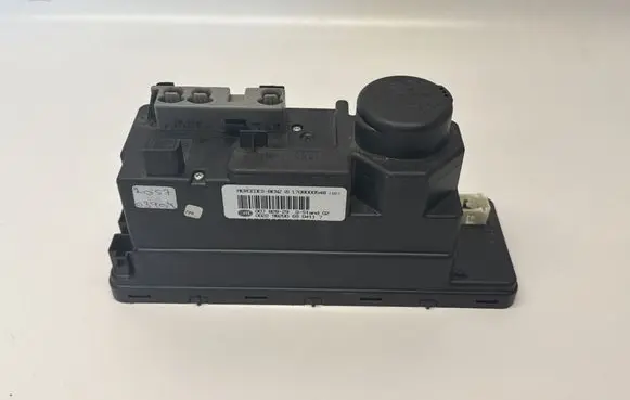 Mercedes-Benz SLK R170 Central locking vacuum pump A1708000548 1708000548