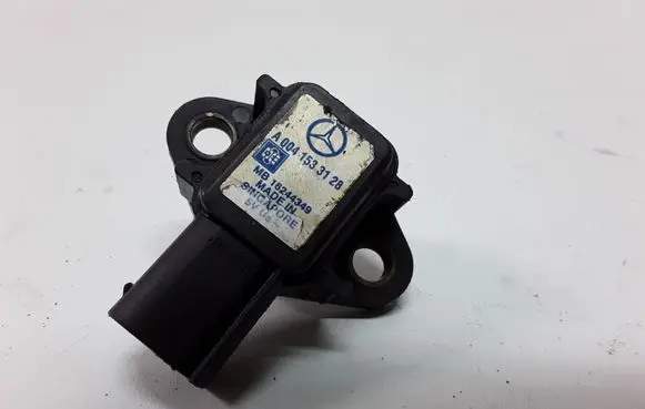 Mercedes-Benz E W211 Air pressure sensor A0041533128