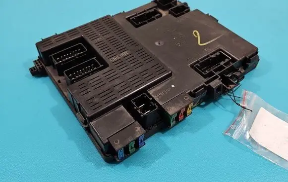 Peugeot 406 Central body control module 9650623380 IMPRK1456569