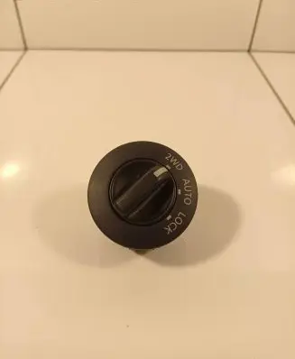 Nissan X-Trail T30 Differential lock switch 