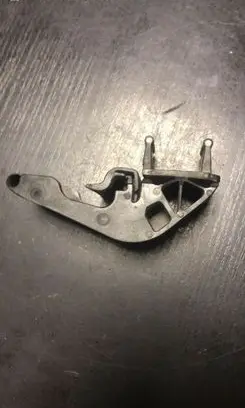 Radiator mount bracket