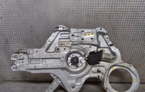 KIA Cerato Front door window regulator with motor 824702F020