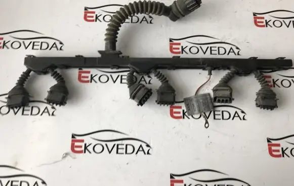 BMW 7 E38 Ignition plug leads 1744589