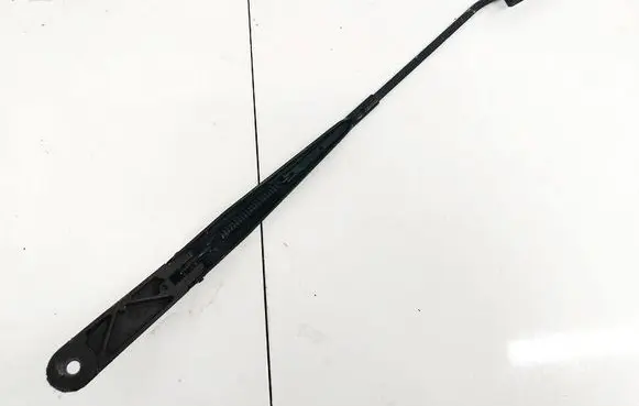 Seat Leon (5F) Front wiper blade arm 5F2955409