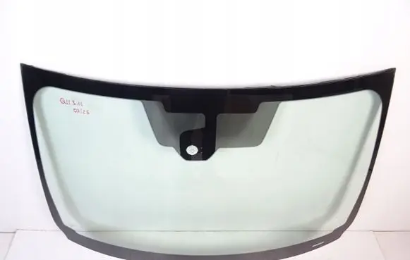 Nissan Qashqai Front windscreen/windshield window 