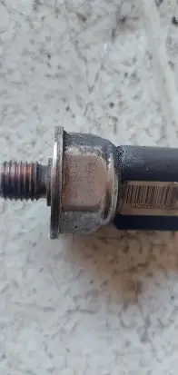 Audi Q7 4L Fuel pressure sensor 