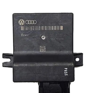 Audi Q7 4L Gateway control module 4L0907468 4L0910468