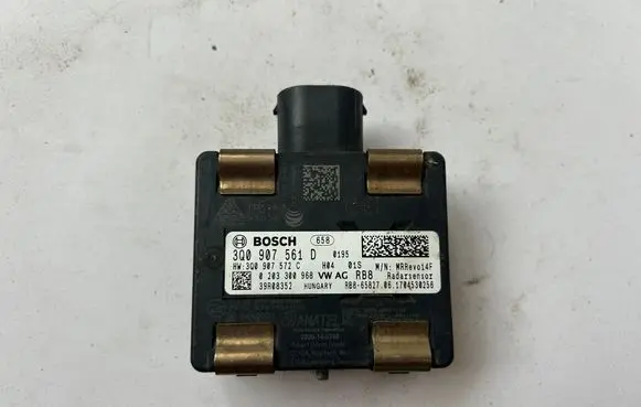 Volkswagen PASSAT B8 Distronic sensor radar 3Q0907561D 27017353