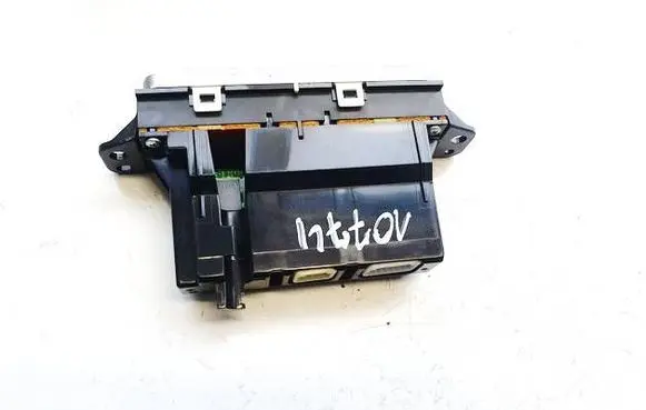 Nissan Leaf I (ZE0) Other switches/knobs/shifts 3nd0b210492