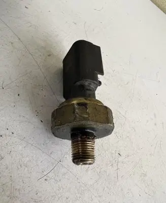 Jeep Grand Cherokee Oil pressure sensor 05149062AB 05149062A