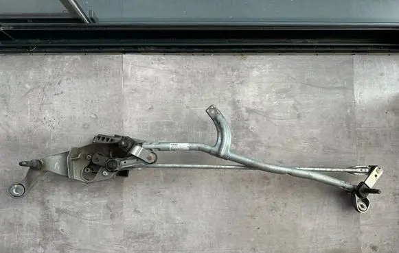 Mercedes-Benz E W213 Front wiper linkage and motor A2138200740 3397021814 HW143900