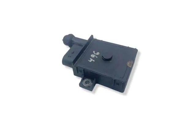BMW 5 E60 E61 Glow plug pre-heat relay 7801201 0522140101 0004178880
