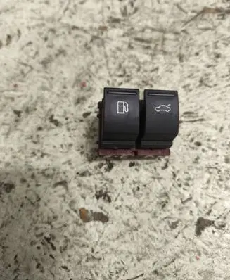 Volkswagen PASSAT B6 Fuel tank opening switch 3C0959903B 332801S