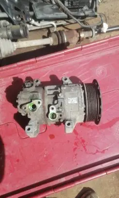 Toyota RAV 4 (XA30) Air conditioning (A/C) compressor (pump) 4472601251 01H00786 5SE12C