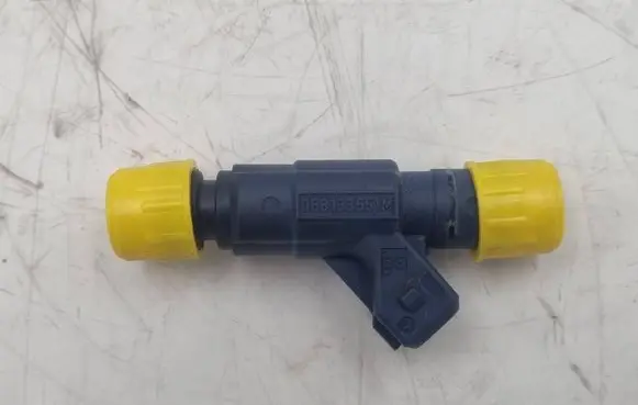 Audi A4 S4 B7 8E 8H Fuel injector 06B133551M 0280156065