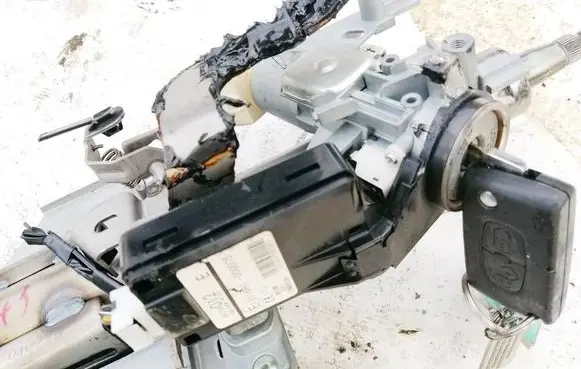 Peugeot 4007 Ignition lock