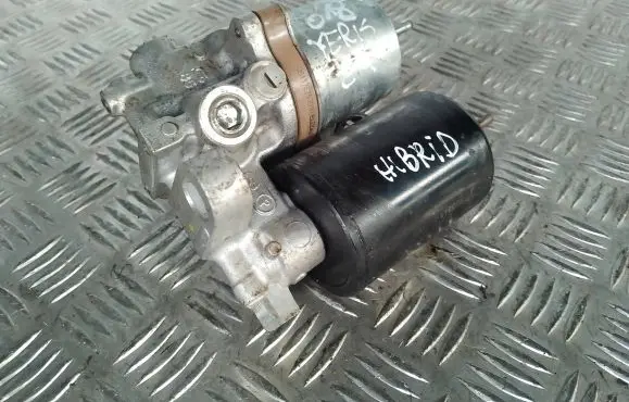 Toyota Yaris ABS Pump 05117E157010