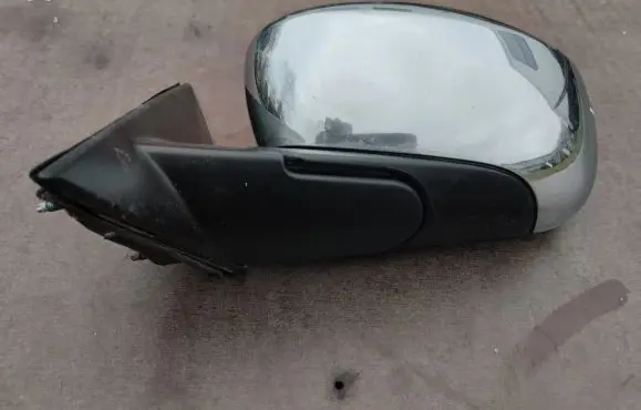 Chrysler 300 - 300C Front door electric wing mirror 9435753 04806871AI 11PIN