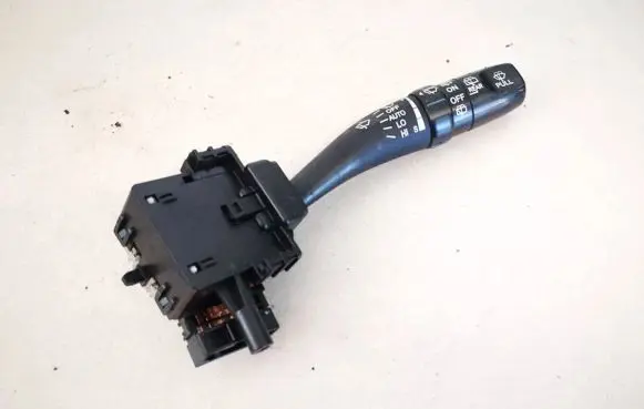 Hyundai Santa Fe Wiper control stalk 202004726