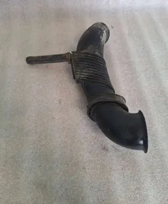 Audi Q7 4L Air intake duct part 7L6129609E