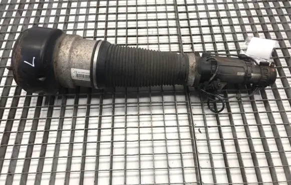 Front shock absorber/damper