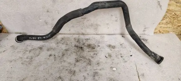 Opel Insignia A Air intake hose/pipe 55565642