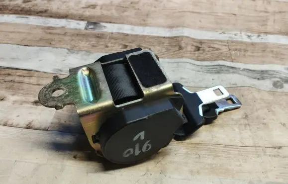 Peugeot 607 Middle seatbelt (rear) 