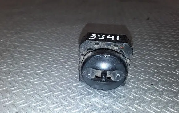 KIA Sorento Wing mirror switch 