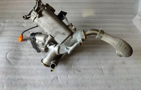 Audi A6 C7 EGR valve cooler 059131515CG 515ZL6 02270081
