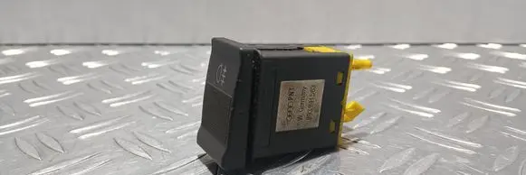 Fog light switch