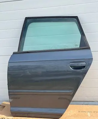 Audi A3 S3 A3 Sportback 8P Rear door