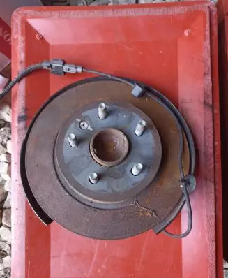 Opel Mokka X Rear wheel hub spindle/knuckle 95192914