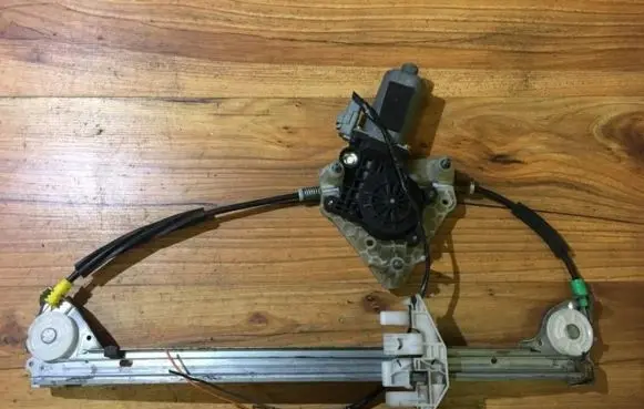 Sliding door window regulator with motor