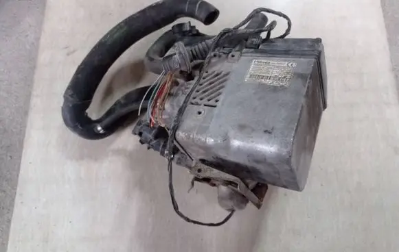 BMW 5 E39 Auxiliary pre-heater (Webasto) 8378982