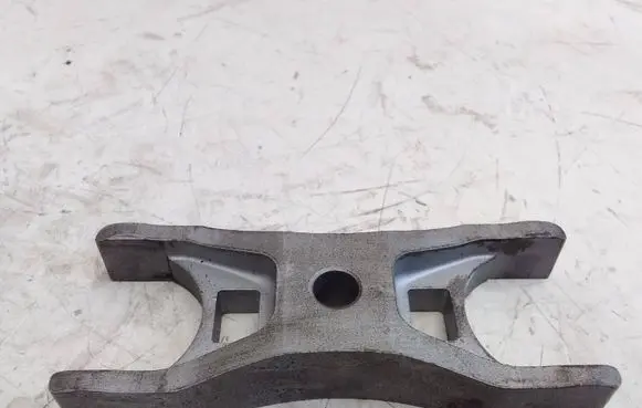 Volkswagen Sharan Fuel Injector clamp holder 04L216