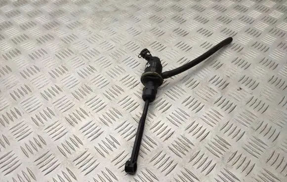 Clutch slave cylinder