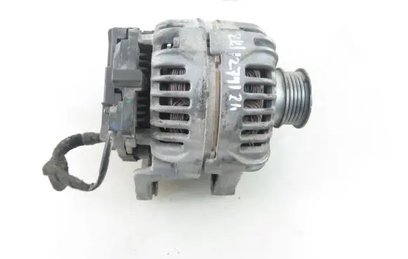 Opel Zafira B Generator/alternator 0124425005 24447429