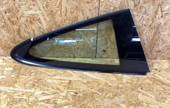 Porsche 911 991 Rear vent window glass 99154311208 9915431120803c