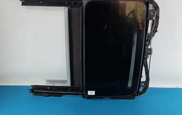 Ford Fusion II Sunroof set DS73-15B689-AE IMPRK1497620