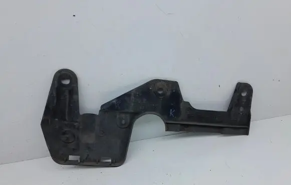 Subaru XV I Engine splash shield/under tray S93200161