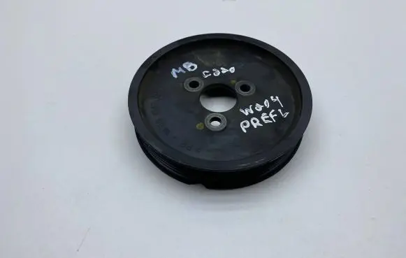 Mercedes-Benz C W204 Power steering pump pulley 