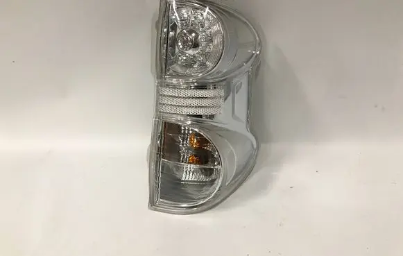 Nissan e-NV200 Rear/tail lights 18810402