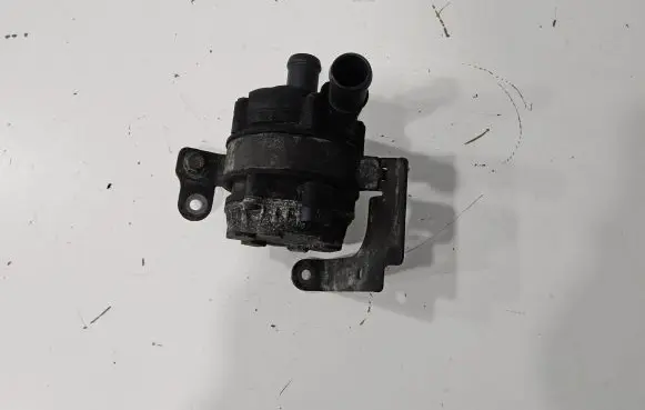 Porsche 718 Cayman 982 982c Electric auxiliary coolant/water pump 982965558